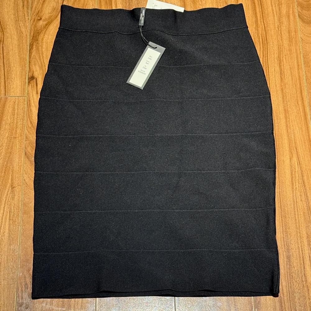 Romeo & Juliet Couture Black Pencil Skirt for Work